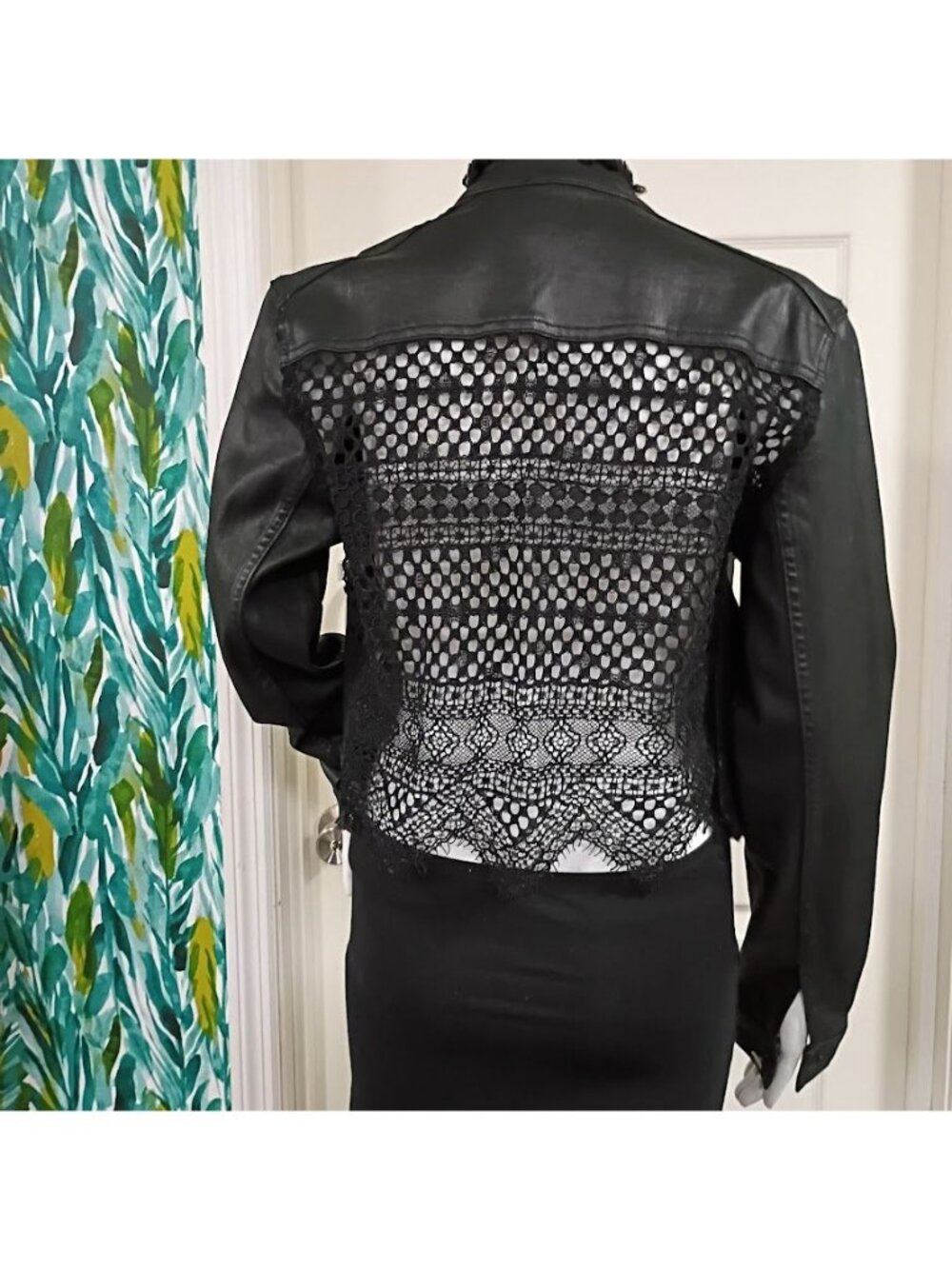 Elie Tahari Womens Black Cropped Jacket Crochet Back Medium Size - Picture 7 of 15